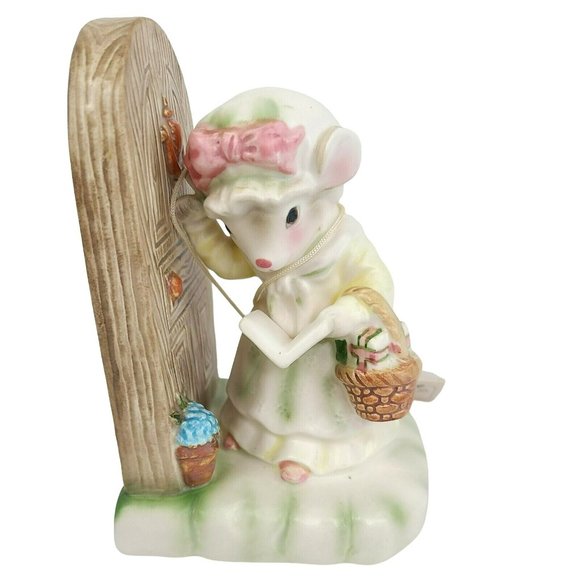 VTG 1980 AVON Precious Moments Mouse Figurine MY FIRST CALL Japan **READ** - Picture 2 of 9